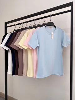 تیشرت یقه گرد