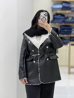 کت چرم داخل ببعی