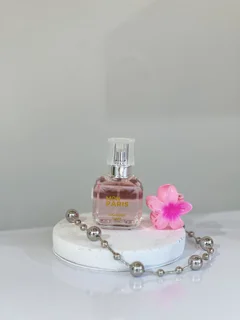 ادکلن زنانه مون پاریس ۳۰ میل